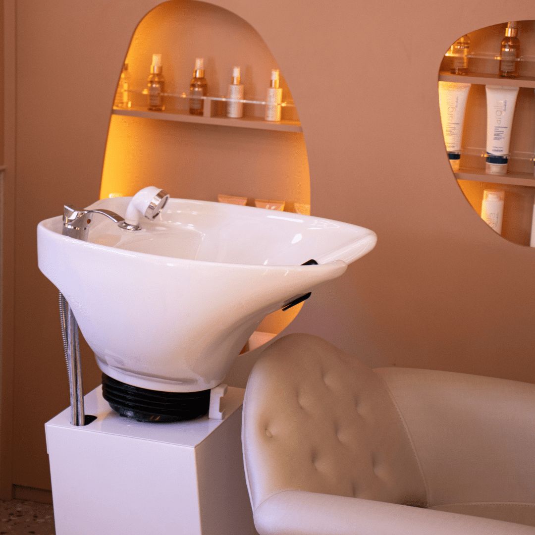 lavatório do salão de beleza móvel do projeto beleza em movimento da london cosméticos